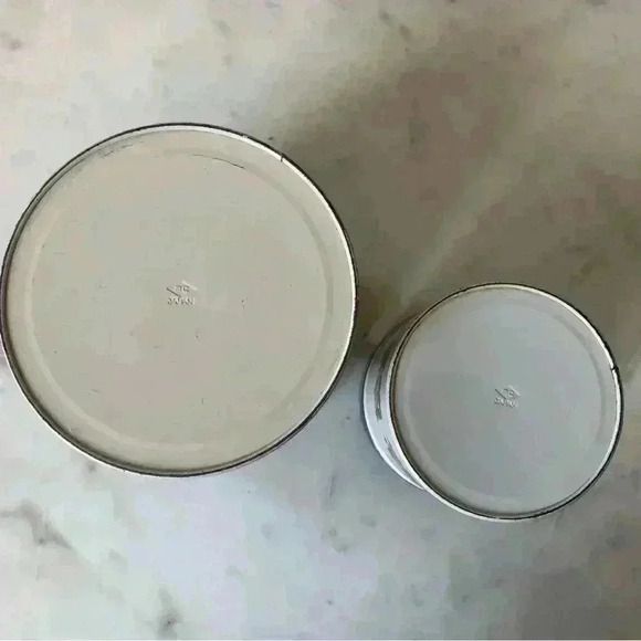 Vintage set of two MC made in Japan nesting  tins with lids - Picture 5 of 9